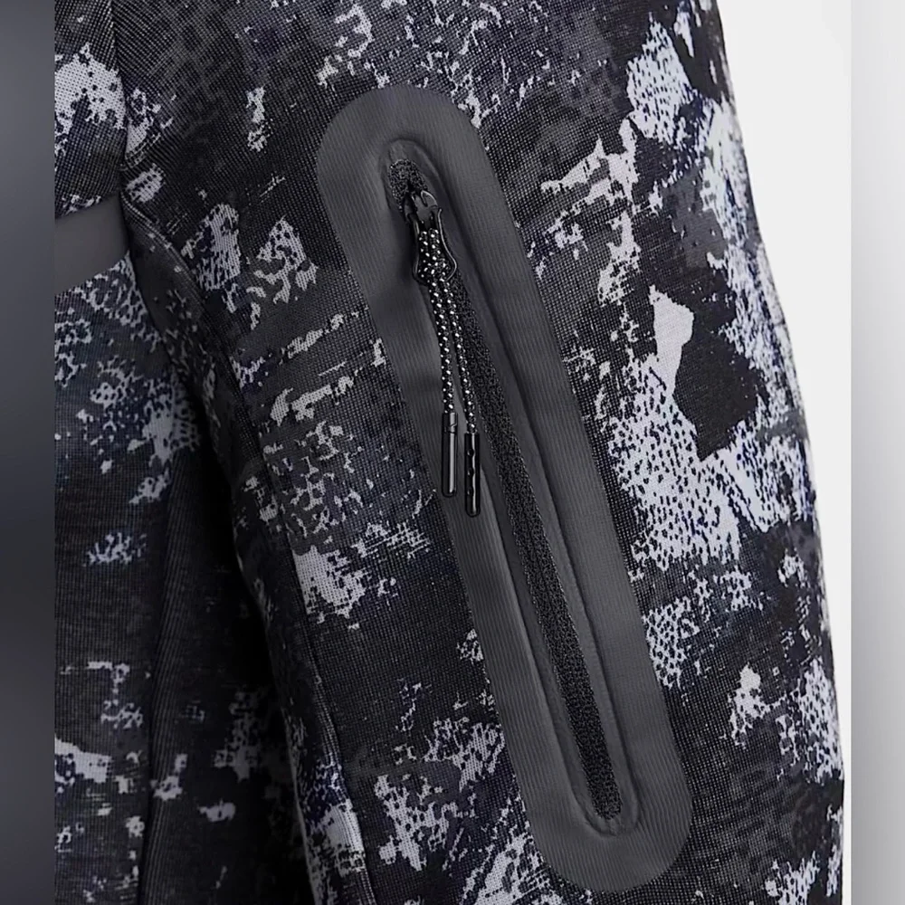 Nike Tech Windrunner Men's Fleece Full-Zip Hoodie - HV5055-060 - Size L - NWT - Picture 6 of 10